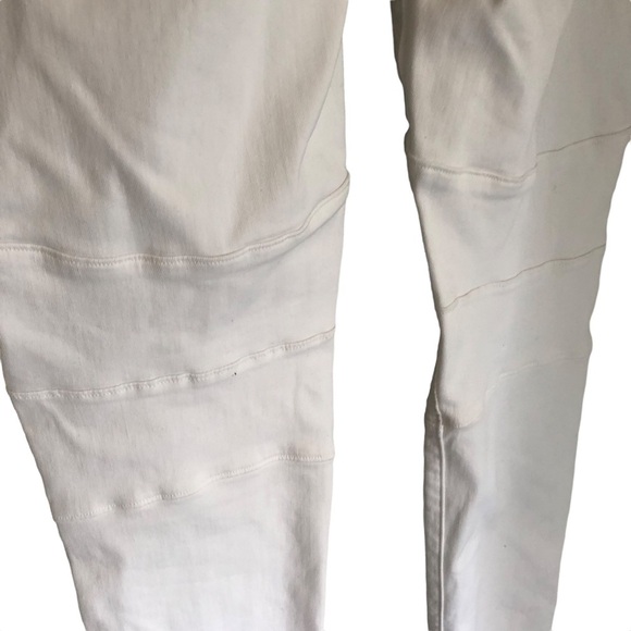 True Religion Halle Mid-rise Super Skinny Jeans (size 32) - Picture 4 of 16